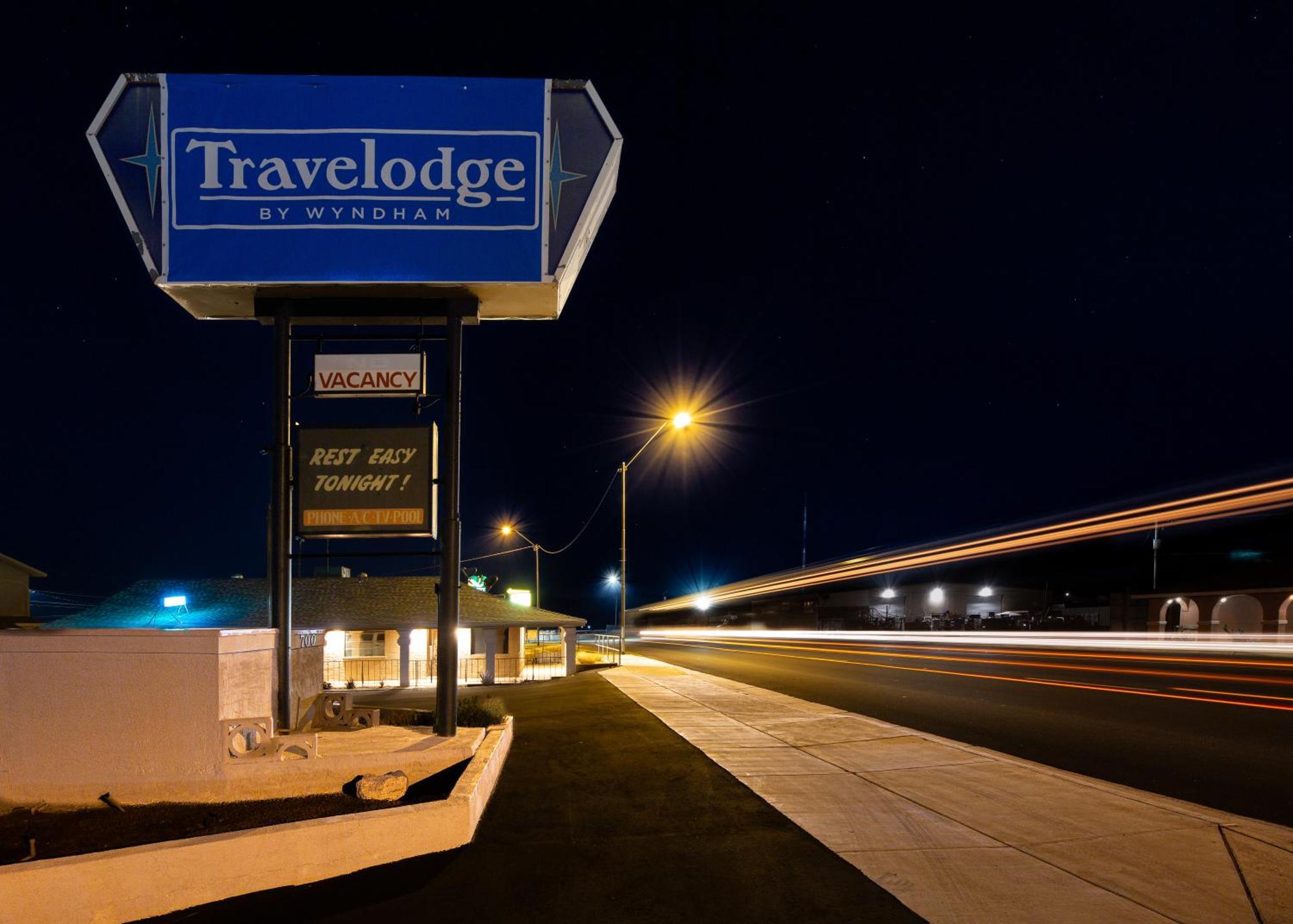 Travelodge By Wyndham Parker Exterior photo